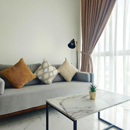 One Bedroom Troika Kota Bharu By Aghome, Modern Design Buitenkant foto