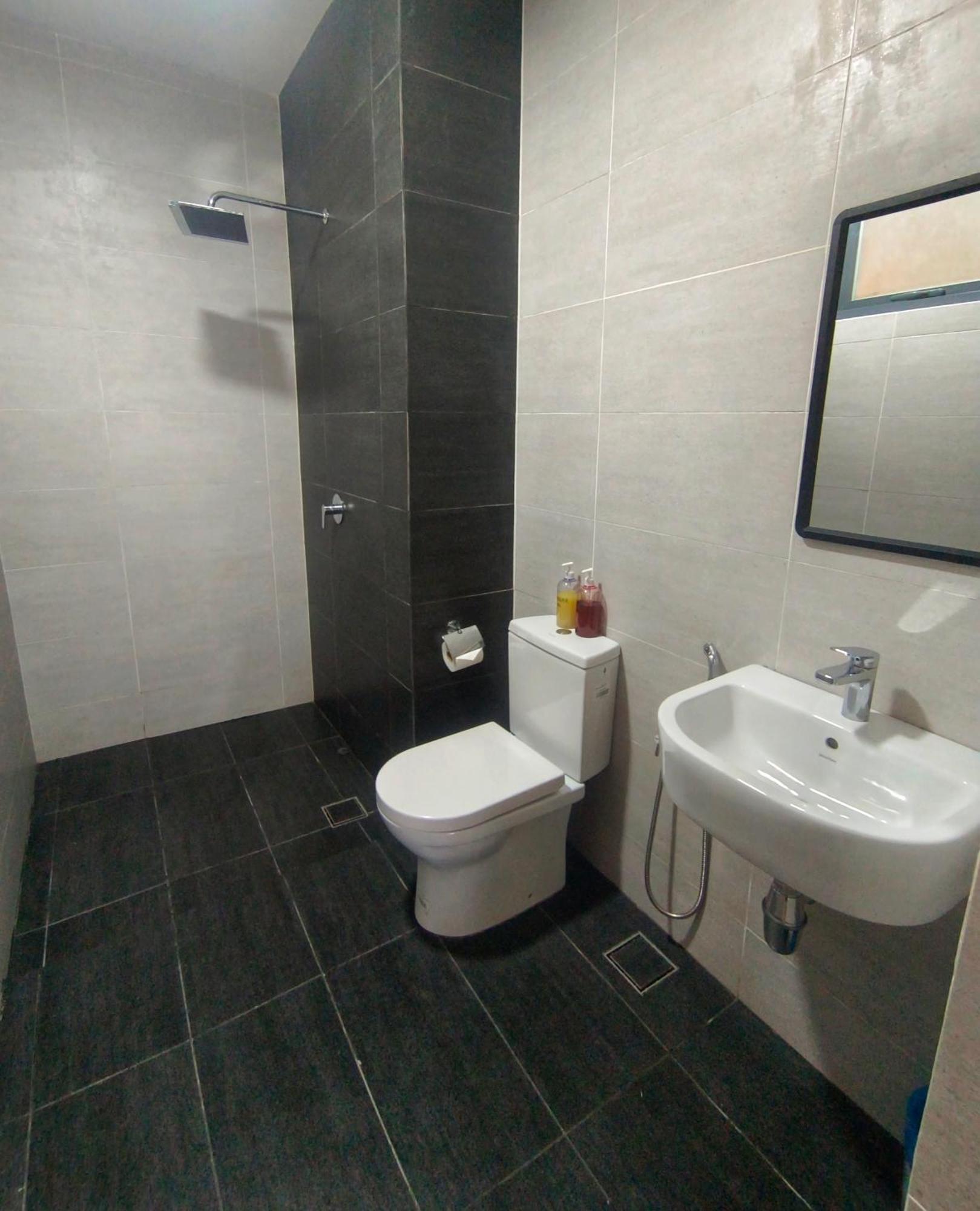 One Bedroom Troika Kota Bharu By Aghome, Modern Design Buitenkant foto