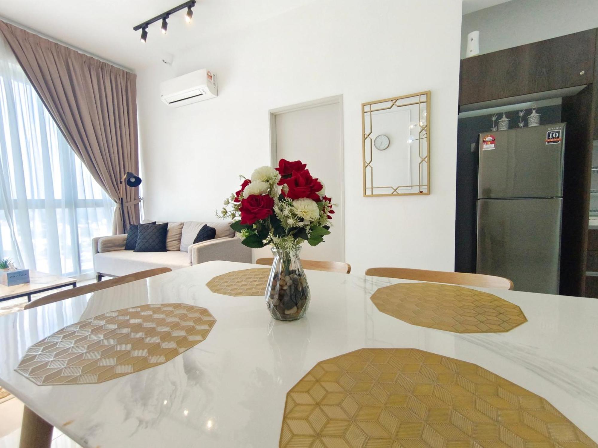 One Bedroom Troika Kota Bharu By Aghome, Modern Design Buitenkant foto